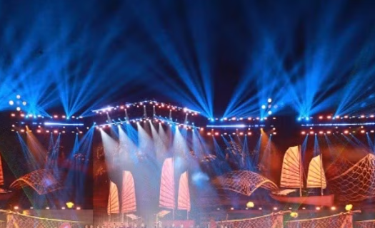 Quảng Ninh xác lập kỷ lục Việt Nam với concert nghệ thuật bên vịnh Hạ Long